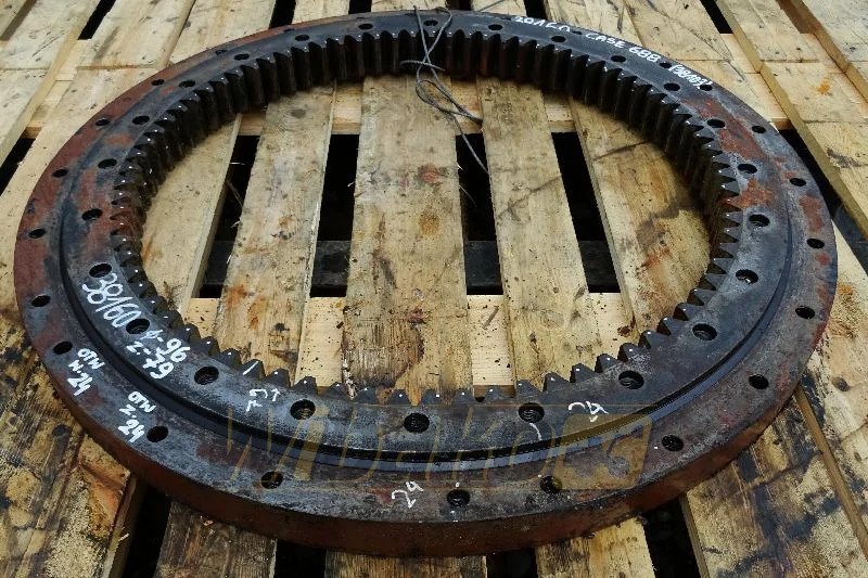 Case 688 - Ralla di rotazione per Macchina da cantiere: foto 1 Case 688 - Ralla di rotazione per Macchina da cantiere: foto 1