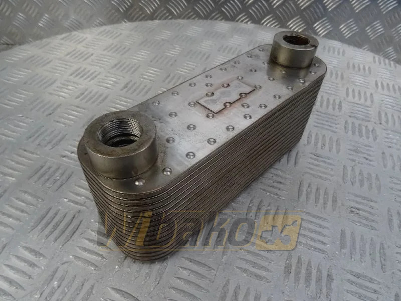 Deutz 04288128 - Radiatore olio per Macchina da cantiere: foto 1 Deutz 04288128 - Radiatore olio per Macchina da cantiere: foto 1