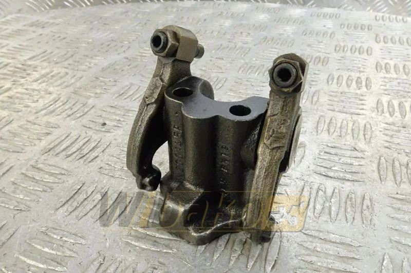 Deutz 04515734 - Testa cilindri per Macchina da cantiere: foto 1 Deutz 04515734 - Testa cilindri per Macchina da cantiere: foto 1