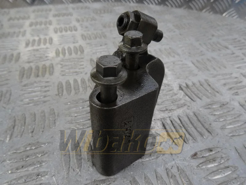 Deutz 04515735 - Testa cilindri per Macchina da cantiere: foto 1 Deutz 04515735 - Testa cilindri per Macchina da cantiere: foto 1