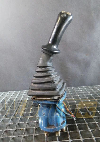 Doosan SOLAR 255LC-V - Valvola idraulica per Macchina da cantiere: foto 1 Doosan SOLAR 255LC-V - Valvola idraulica per Macchina da cantiere: foto 1