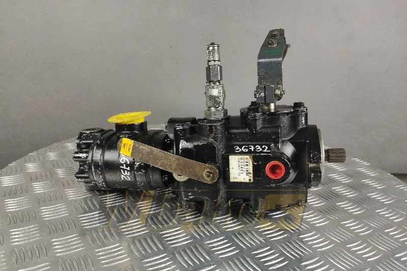 Eaton 70160-RIE-03 100809R161006 - Pompa idraulica per Macchina da cantiere: foto 1 Eaton 70160-RIE-03 100809R161006 - Pompa idraulica per Macchina da cantiere: foto 1