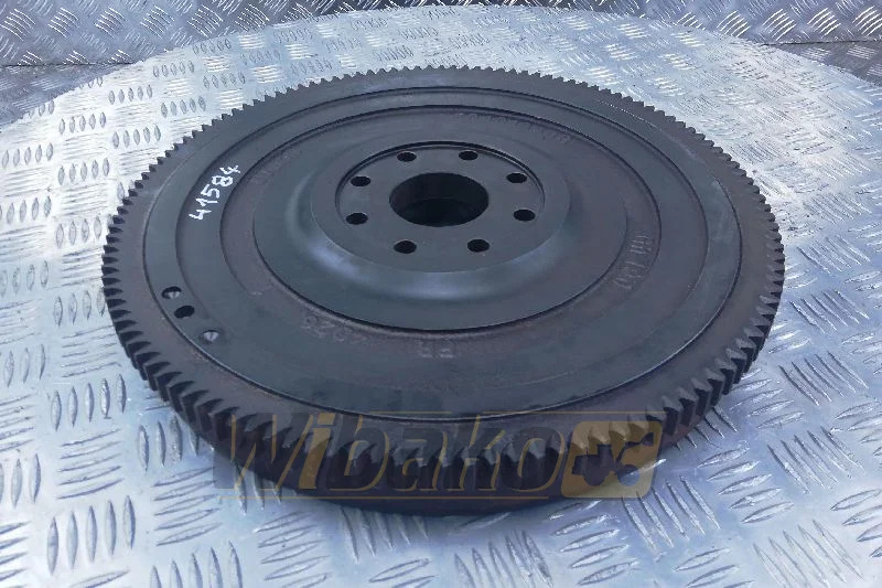 Iveco F4BE0454B 504018483 - Volano per Macchina da cantiere: foto 1 Iveco F4BE0454B 504018483 - Volano per Macchina da cantiere: foto 1