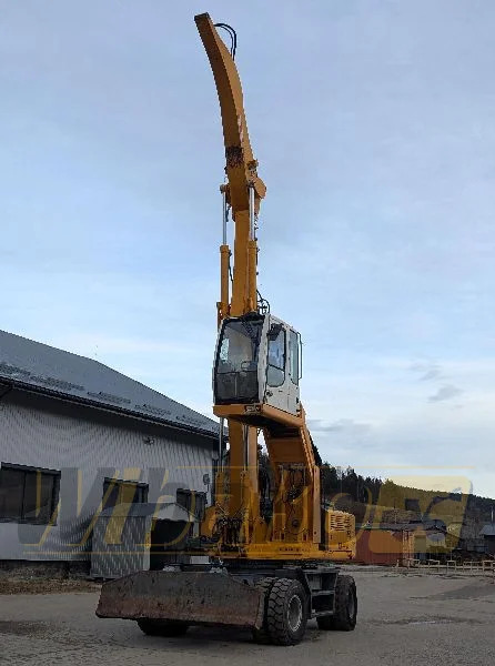 Liebherr A924C - Escavatore per movimentazione: foto 4 Liebherr A924C - Escavatore per movimentazione: foto 4