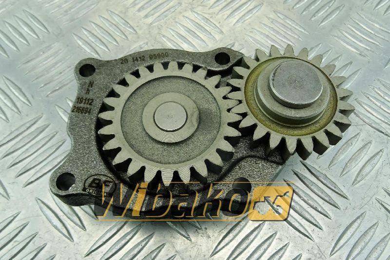 Oil pump Engine / Motor KMP QSB 4939588 - Pompa olio: foto 1 Oil pump Engine / Motor KMP QSB 4939588 - Pompa olio: foto 1