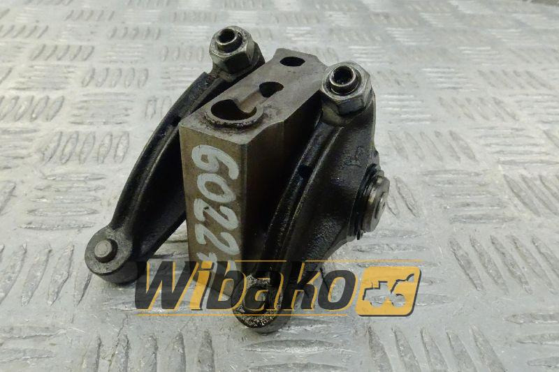 Rocker arm Iveco 4895196 - Testa cilindri per Macchina da cantiere: foto 1 Rocker arm Iveco 4895196 - Testa cilindri per Macchina da cantiere: foto 1