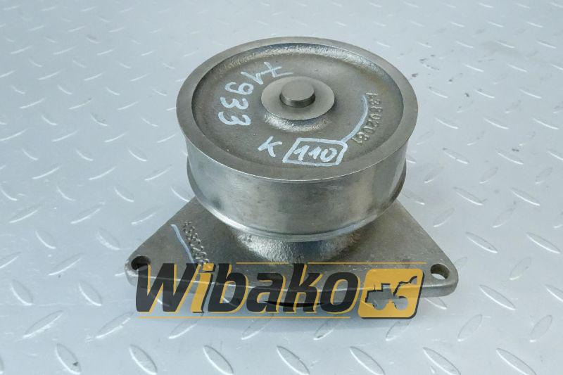 Water pump KMP 6CT 3806180 - Pompa del liquido di raffreddamento per Macchina da cantiere: foto 1 Water pump KMP 6CT 3806180 - Pompa del liquido di raffreddamento per Macchina da cantiere: foto 1
