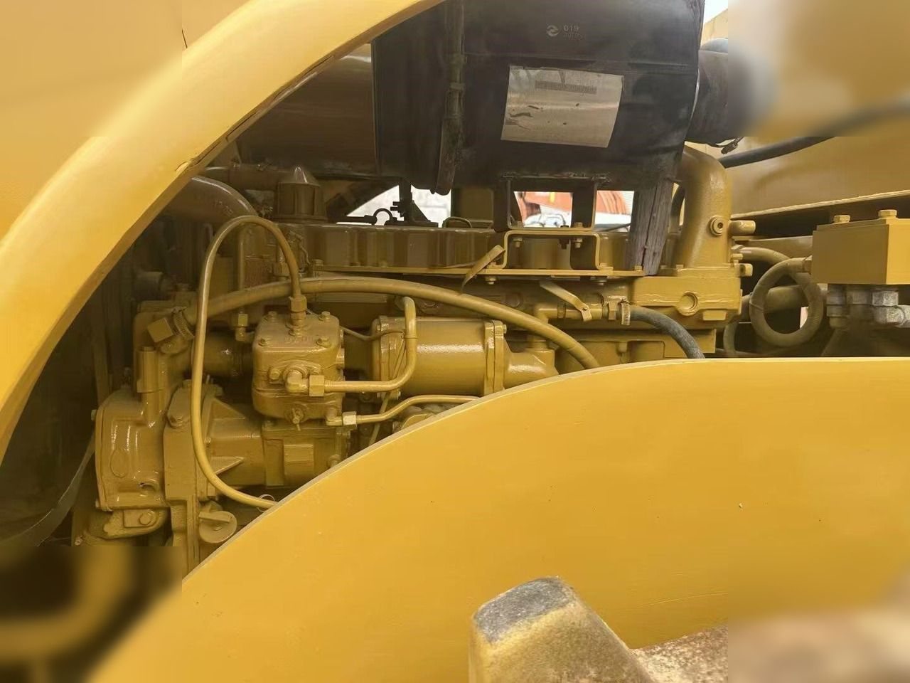 CATERPILLAR 816A - Rullo compattatore/ Rullo compressore: foto 5 CATERPILLAR 816A - Rullo compattatore/ Rullo compressore: foto 5
