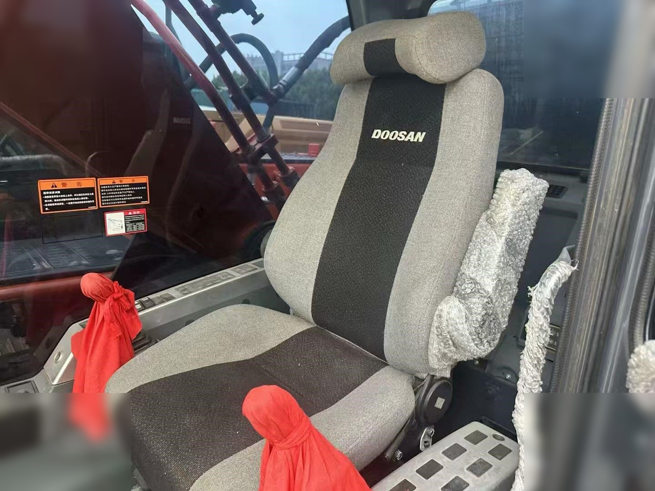 DOOSAN DX225 LC-9C - Escavatore cingolato: foto 2 DOOSAN DX225 LC-9C - Escavatore cingolato: foto 2