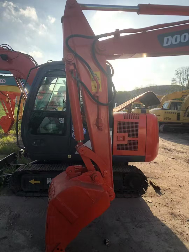 DOOSAN DX55-9C - Escavatore cingolato: foto 4 DOOSAN DX55-9C - Escavatore cingolato: foto 4