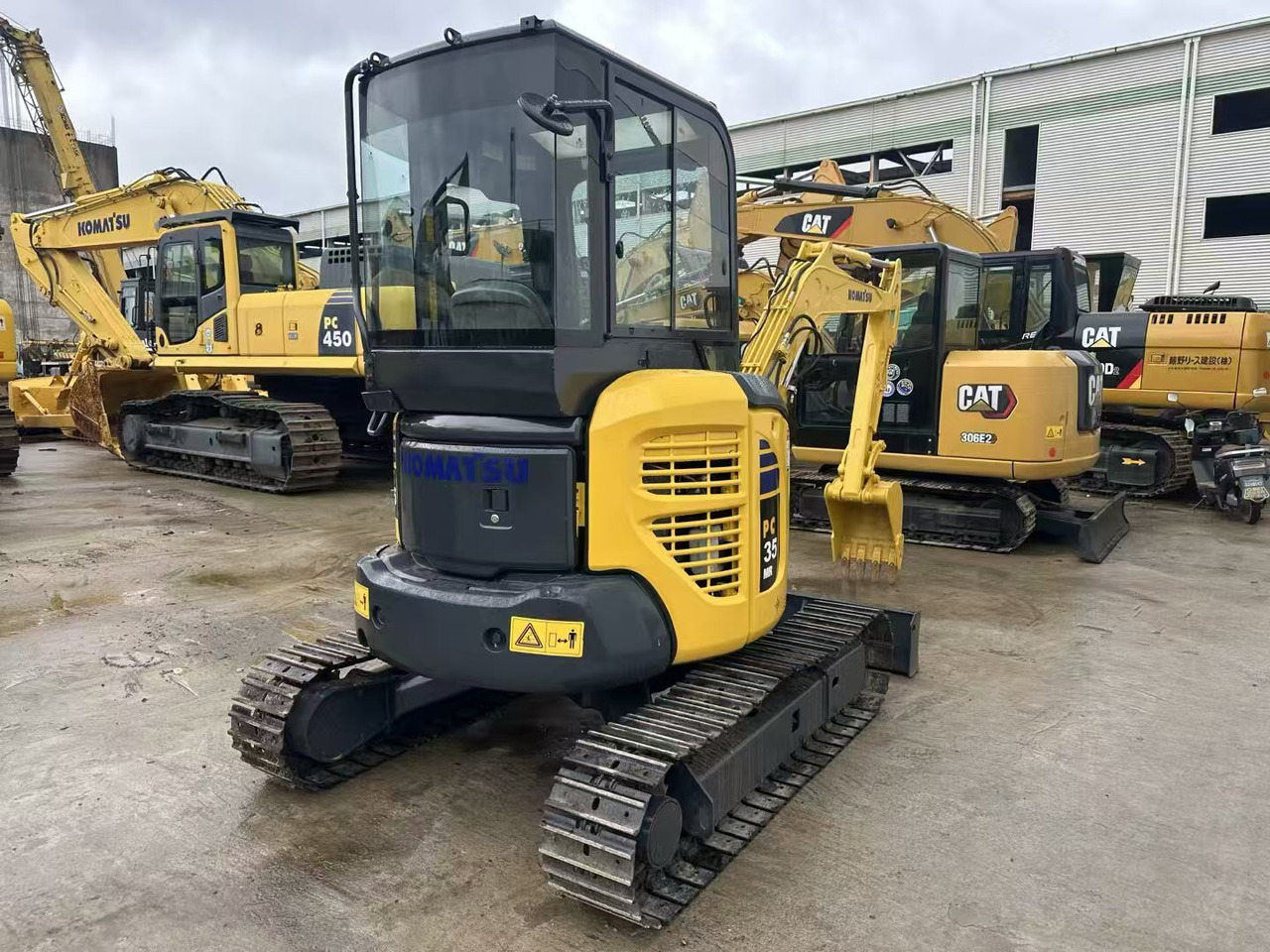 KOMATSU 35MR - Miniescavatore: foto 2 KOMATSU 35MR - Miniescavatore: foto 2