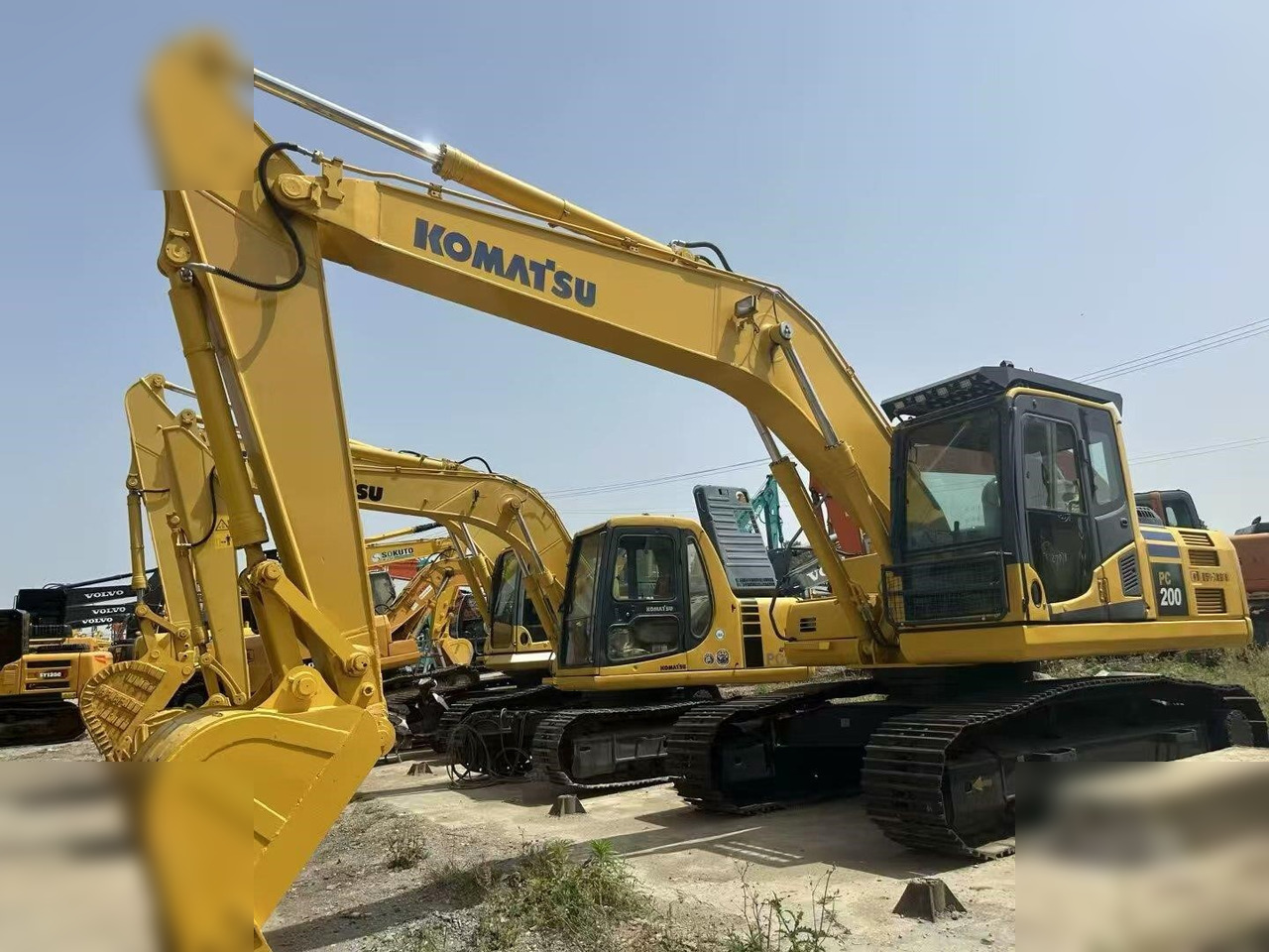 KOMATSU PC200-8 - Escavatore cingolato: foto 1 KOMATSU PC200-8 - Escavatore cingolato: foto 1