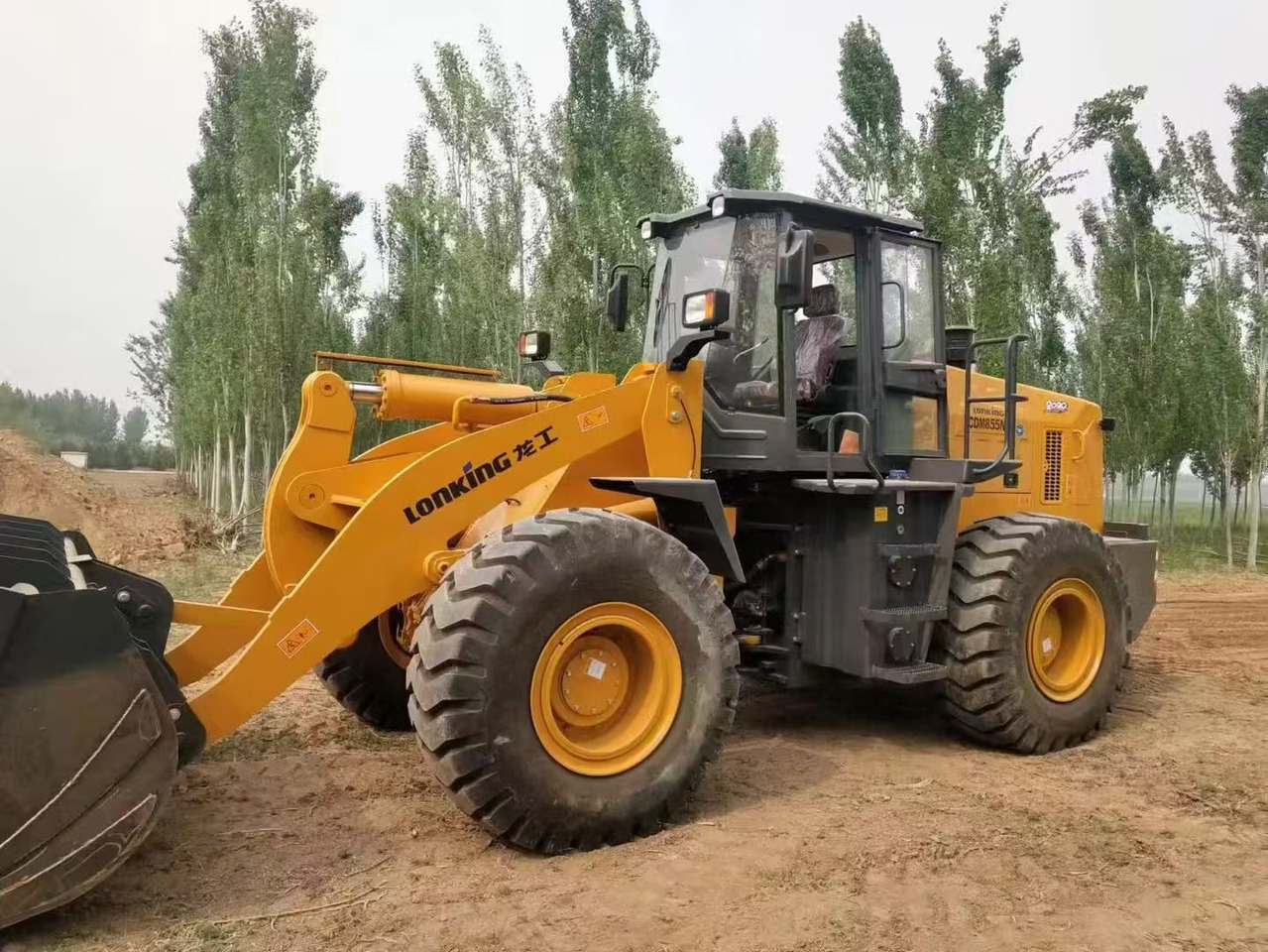 Leasing di LONKING 885 LONKING 885: foto 19