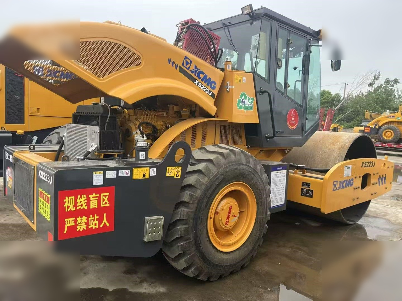 XCMG XS223J - Rullo compattatore/ Rullo compressore: foto 1 XCMG XS223J - Rullo compattatore/ Rullo compressore: foto 1