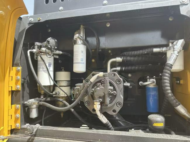 Escavatore cingolato volvo EC300: foto 14