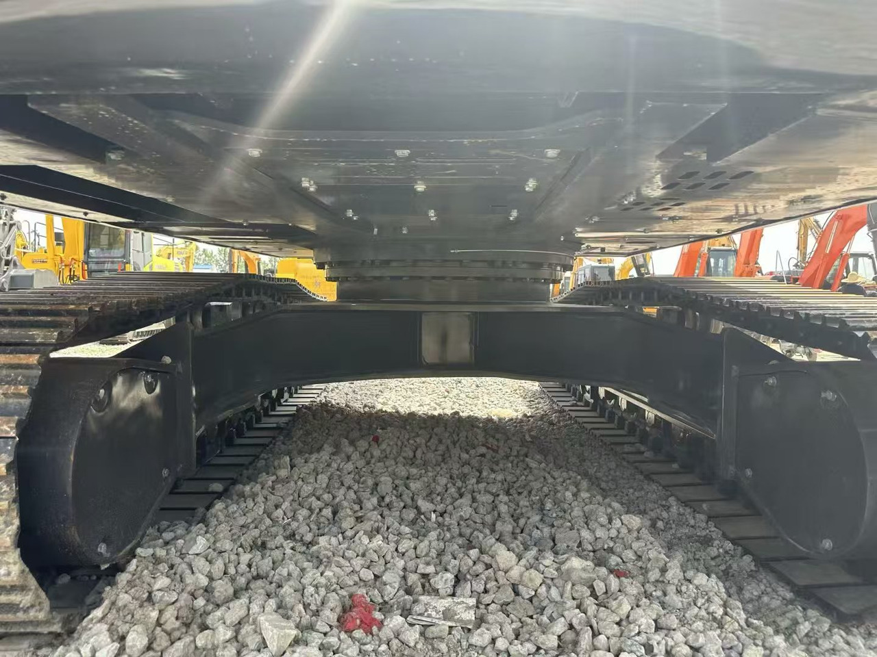Escavatore cingolato volvo EC300: foto 10