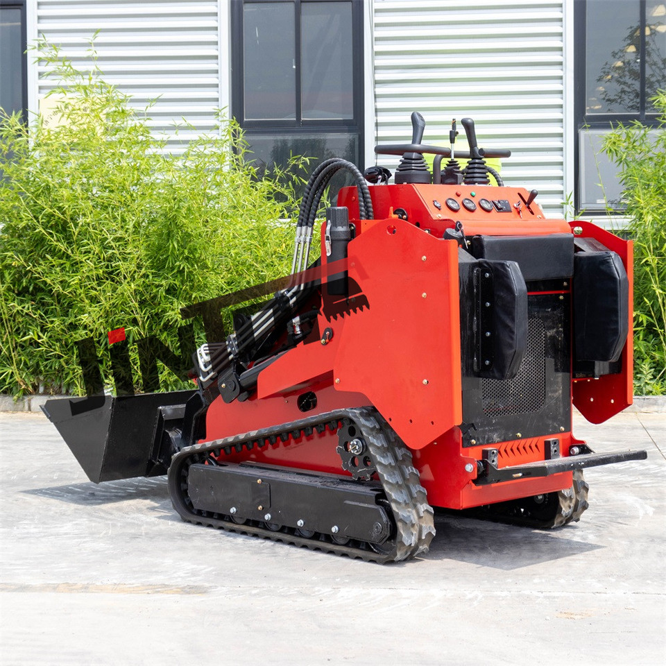 Powerful skid steer loader with different attachments - Minipala cingolata: foto 4 Powerful skid steer loader with different attachments - Minipala cingolata: foto 4