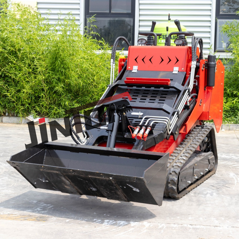 Powerful skid steer loader with different attachments - Minipala cingolata: foto 1 Powerful skid steer loader with different attachments - Minipala cingolata: foto 1