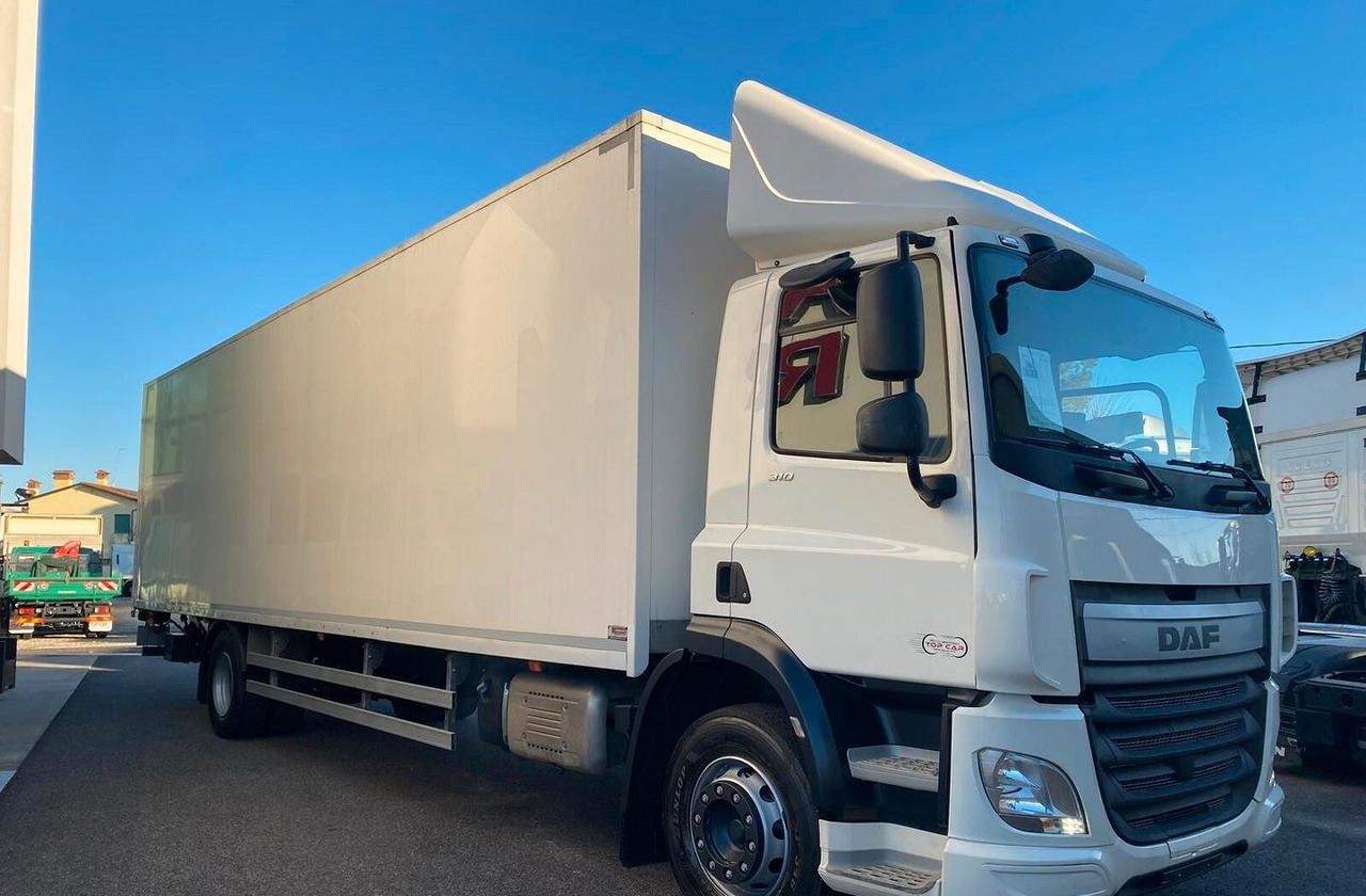 DAF 310 FA CASSONE E SPONDA EURO 6 - Autocarro furgonato: foto 3 DAF 310 FA CASSONE E SPONDA EURO 6 - Autocarro furgonato: foto 3