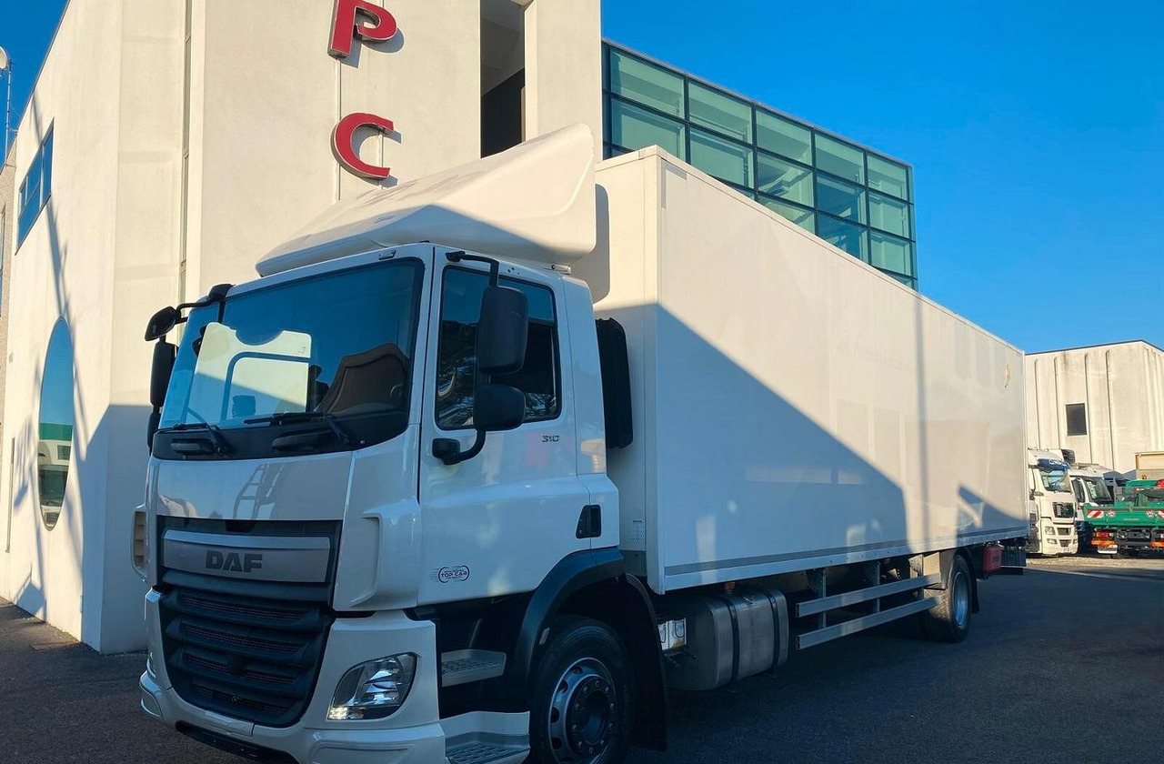 DAF 310 FA CASSONE E SPONDA EURO 6 - Autocarro furgonato: foto 1 DAF 310 FA CASSONE E SPONDA EURO 6 - Autocarro furgonato: foto 1