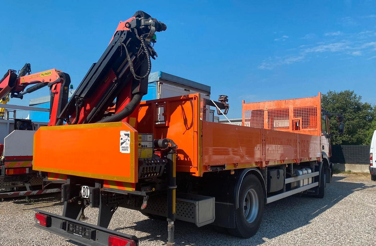 IVECO STRALIS 310 2018 CASSONE FISSO E GRU PALFING - Autocarro con pianale/ Cassone fisso, Camion con gru: foto 3 IVECO STRALIS 310 2018 CASSONE FISSO E GRU PALFING - Autocarro con pianale/ Cassone fisso, Camion con gru: foto 3