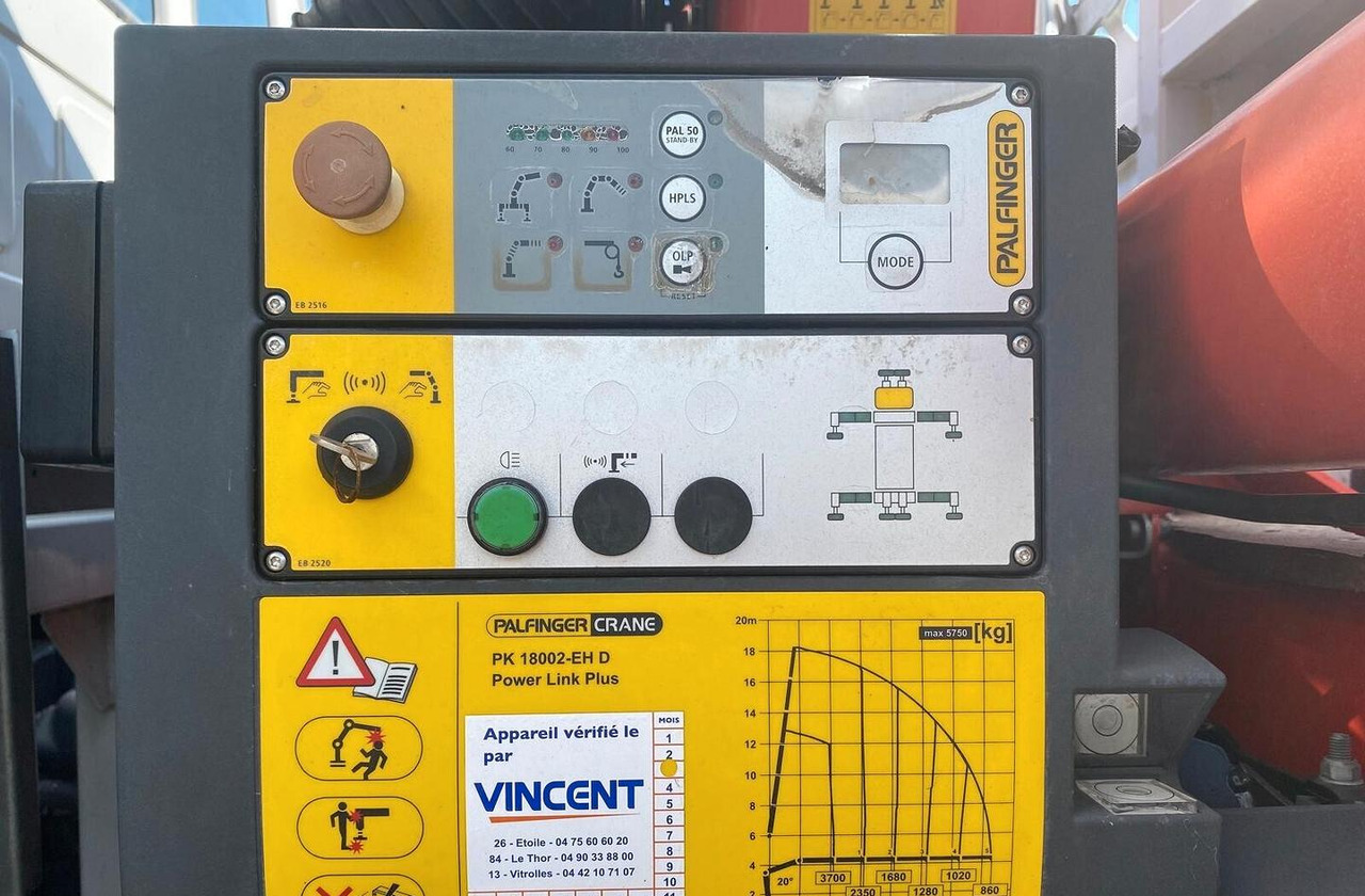 IVECO STRALIS 360 CASSONE FISSO E GRU PALFINGER - Autocarro con pianale/ Cassone fisso, Camion con gru: foto 5 IVECO STRALIS 360 CASSONE FISSO E GRU PALFINGER - Autocarro con pianale/ Cassone fisso, Camion con gru: foto 5