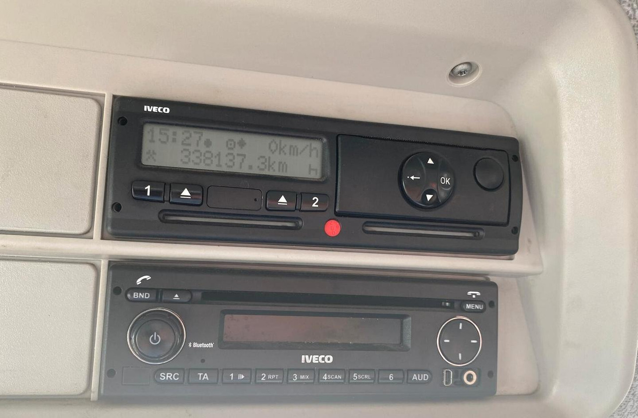 IVECO STRALIS AD260S36 CASSONE FISSO E GRU - Autocarro con pianale/ Cassone fisso, Camion con gru: foto 5 IVECO STRALIS AD260S36 CASSONE FISSO E GRU - Autocarro con pianale/ Cassone fisso, Camion con gru: foto 5