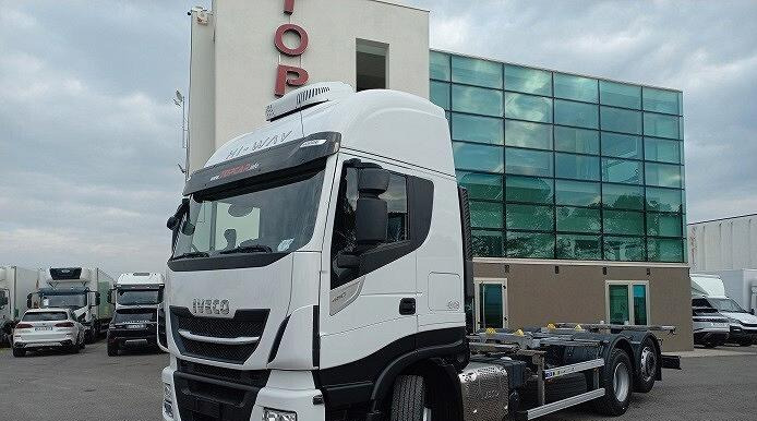 IVECO STRALIS AS260S48 A TELAIO FULL PNEUMATIC - Autocarro portacontainer/ Caisse interchangeable: foto 1 IVECO STRALIS AS260S48 A TELAIO FULL PNEUMATIC - Autocarro portacontainer/ Caisse interchangeable: foto 1