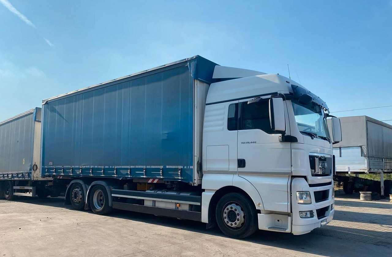 MAN TGX 26.440 CASSONE CENTINATO 2011 - Camion centinato: foto 1 MAN TGX 26.440 CASSONE CENTINATO 2011 - Camion centinato: foto 1