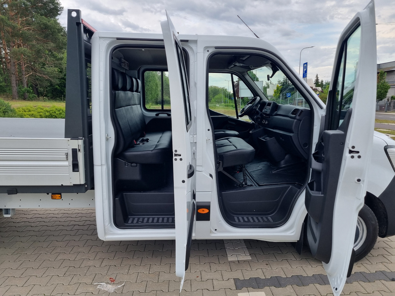 Furgone con cassone fisso RENAULT Master: foto 24