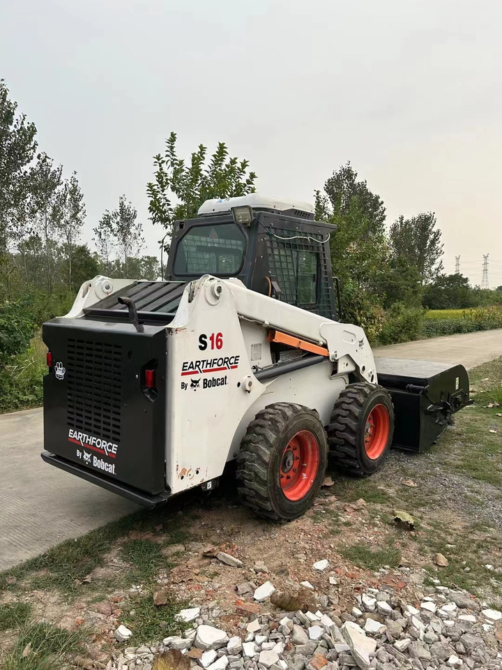 BOBCAT S16 - Minipala: foto 3 BOBCAT S16 - Minipala: foto 3