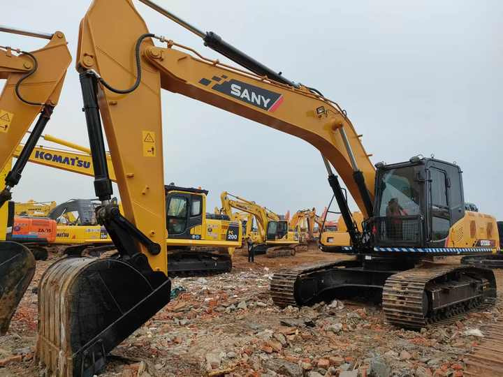 China Brand Used Sany Sy235c Mini Excavator 6ton Crawler Earth Digger Machine for Sale - Escavatore cingolato: foto 4 China Brand Used Sany Sy235c Mini Excavator 6ton Crawler Earth Digger Machine for Sale - Escavatore cingolato: foto 4