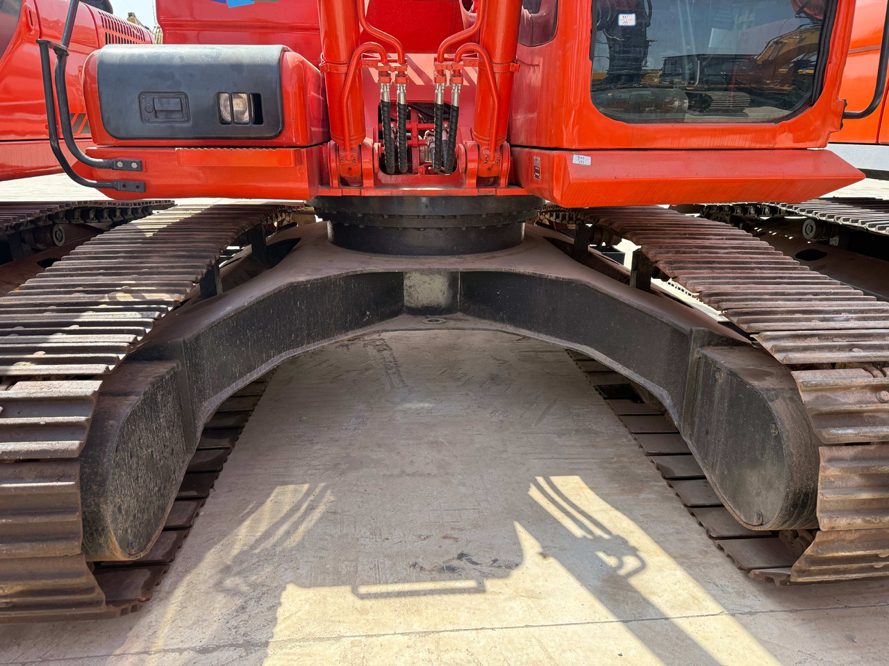 DOOSAN Used Digger Doosan DX225LC-9T Construction Machinery Construction Digger Used Doosan DX225LC-9T Cheap Excavator - Escavatore cingolato: foto 4 DOOSAN Used Digger Doosan DX225LC-9T Construction Machinery Construction Digger Used Doosan DX225LC-9T Cheap Excavator - Escavatore cingolato: foto 4