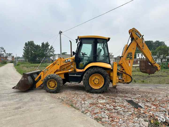 Low Price JCB 3CX Backhoe Loader in Excellent Condition for Sale JCB3CX JCB 4CX Available for Sale - Terna: foto 2 Low Price JCB 3CX Backhoe Loader in Excellent Condition for Sale JCB3CX JCB 4CX Available for Sale - Terna: foto 2