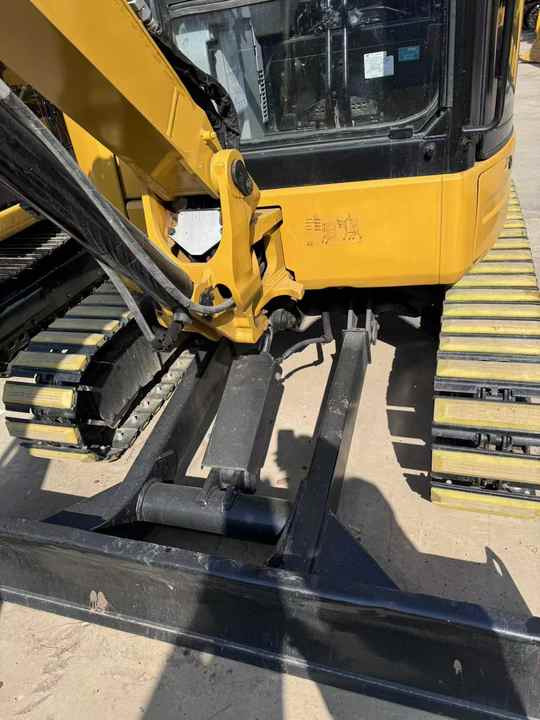 Nearly 90% Brand New Caterpillar 303.5 3tons Mini Excavator for Sale Cat 303.5 305.5 306 307 Excavator in Stock for Sale - Miniescavatore: foto 3 Nearly 90% Brand New Caterpillar 303.5 3tons Mini Excavator for Sale Cat 303.5 305.5 306 307 Excavator in Stock for Sale - Miniescavatore: foto 3