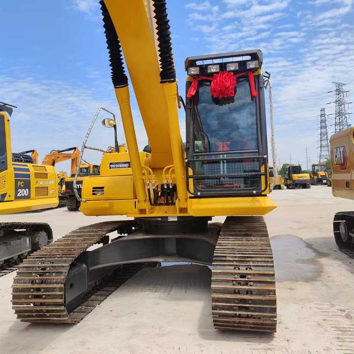 PC200-8 Low Working Hour Second Hand 20 Ton Excavator Komatsu Pc200-8 Crawler Excavator Used Komatsu Excavator PC200-8N1 - Escavatore: foto 2 PC200-8 Low Working Hour Second Hand 20 Ton Excavator Komatsu Pc200-8 Crawler Excavator Used Komatsu Excavator PC200-8N1 - Escavatore: foto 2