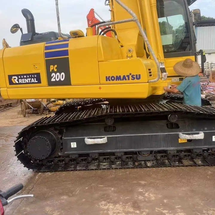 PC200-8 Low Working Hour Second Hand 20 Ton Excavator Komatsu Pc200-8 Crawler Excavator Used Komatsu Excavator PC200-8N1 - Escavatore: foto 1 PC200-8 Low Working Hour Second Hand 20 Ton Excavator Komatsu Pc200-8 Crawler Excavator Used Komatsu Excavator PC200-8N1 - Escavatore: foto 1