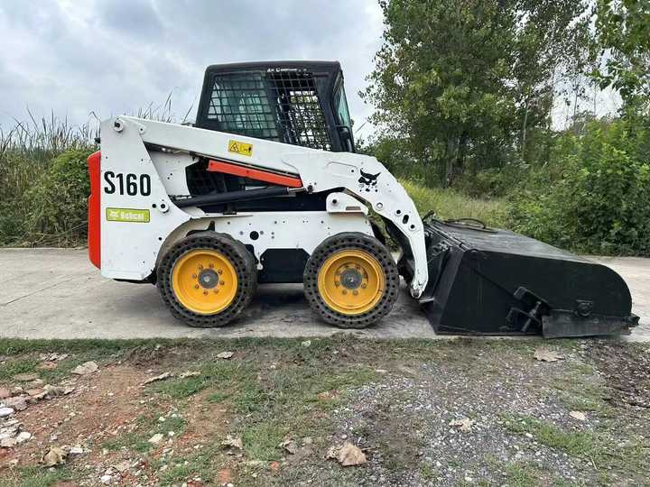 USED BOBCAT S160 Skid-steer Loader with Very Good Performance Is for Sale at a Low Price. - Minipala: foto 3 USED BOBCAT S160 Skid-steer Loader with Very Good Performance Is for Sale at a Low Price. - Minipala: foto 3