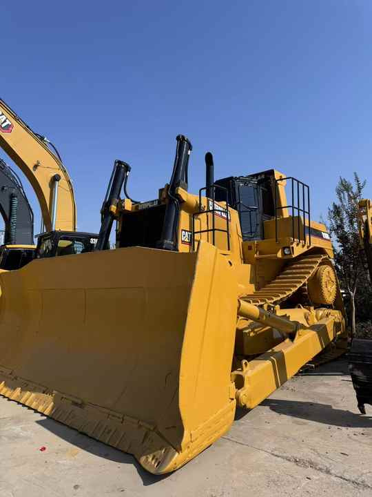 USED ORIGINAL CAT D10r Large Bulldozer for Sale Spot Cat D10 Bulldozer Cat D5 D6 D7 D10 Bulldozer in China - Bulldozer: foto 5 USED ORIGINAL CAT D10r Large Bulldozer for Sale Spot Cat D10 Bulldozer Cat D5 D6 D7 D10 Bulldozer in China - Bulldozer: foto 5