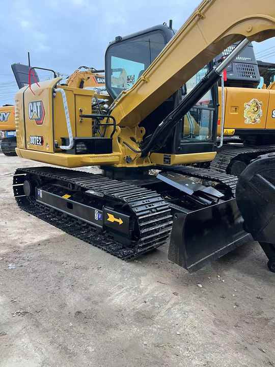 Used Caterpillar CAT 307E2 Crawler Mini Hydraulic Digger Second Hand Cat 307E2 Excavator - Escavatore: foto 5 Used Caterpillar CAT 307E2 Crawler Mini Hydraulic Digger Second Hand Cat 307E2 Excavator - Escavatore: foto 5
