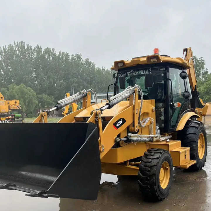 Used Caterpillar CAT 420F Backhoe Loader Retro Excavator CAT420F Cheap Price for Sale - Terna: foto 4 Used Caterpillar CAT 420F Backhoe Loader Retro Excavator CAT420F Cheap Price for Sale - Terna: foto 4