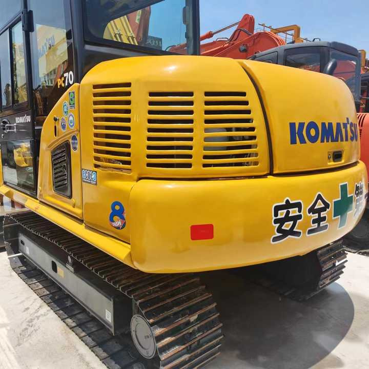Used Excavator KOMATSU PC70-8 Construction Machinery Excavator PC70-8 PC60 PC70 Excavators for Sale at Negotiable Price - Escavatore cingolato: foto 3 Used Excavator KOMATSU PC70-8 Construction Machinery Excavator PC70-8 PC60 PC70 Excavators for Sale at Negotiable Price - Escavatore cingolato: foto 3