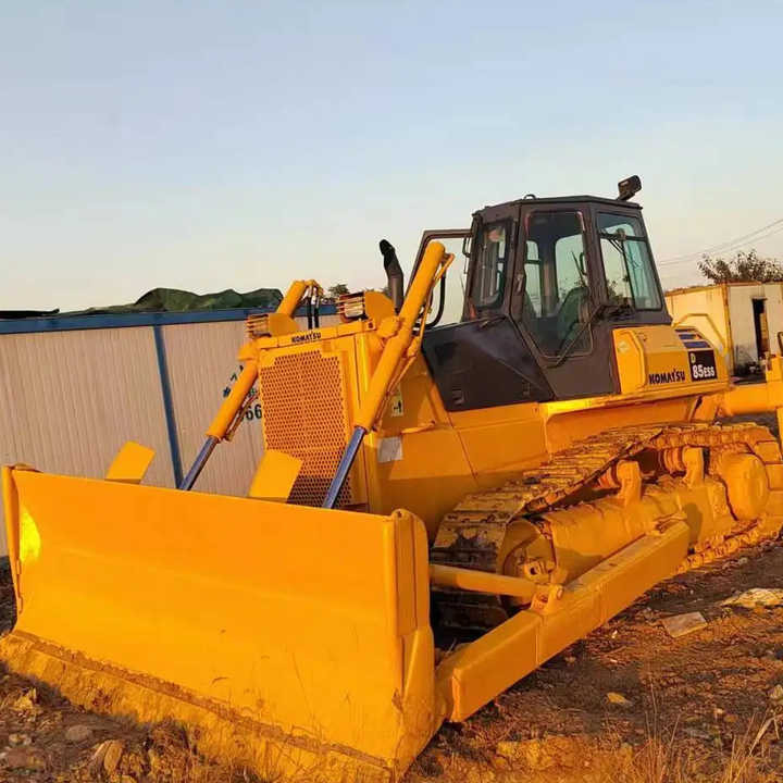 Used Komatsu Bulldozer D85 Strong Power Komatsu D85 Track Dozer for Sale - Bulldozer: foto 4 Used Komatsu Bulldozer D85 Strong Power Komatsu D85 Track Dozer for Sale - Bulldozer: foto 4
