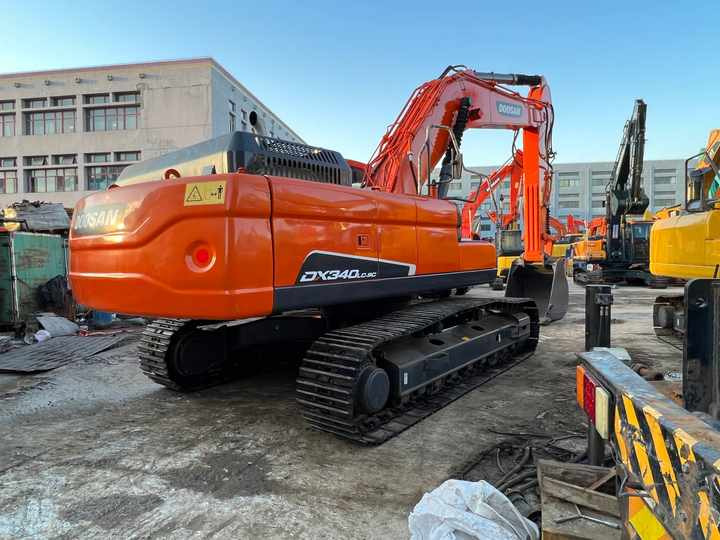 Used Large Doosan DX340 Excavator Original DX340-9 Used Excavator 34 Tons DX340lc-9c Hydraulic Excavator Sold Well - Escavatore cingolato: foto 4 Used Large Doosan DX340 Excavator Original DX340-9 Used Excavator 34 Tons DX340lc-9c Hydraulic Excavator Sold Well - Escavatore cingolato: foto 4