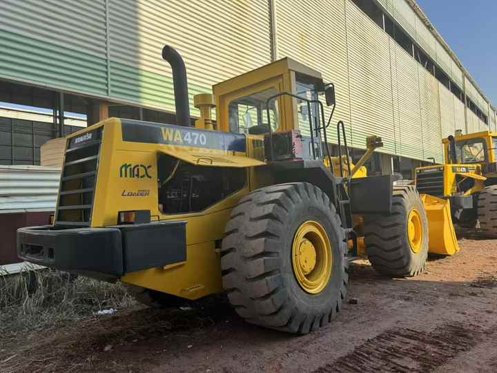 Used komatsu WA470-3 Model Wheel Loader Second Hand Machine Popular Brand Japan komatsu Hydraulic Machinery - Pala gommata: foto 2 Used komatsu WA470-3 Model Wheel Loader Second Hand Machine Popular Brand Japan komatsu Hydraulic Machinery - Pala gommata: foto 2