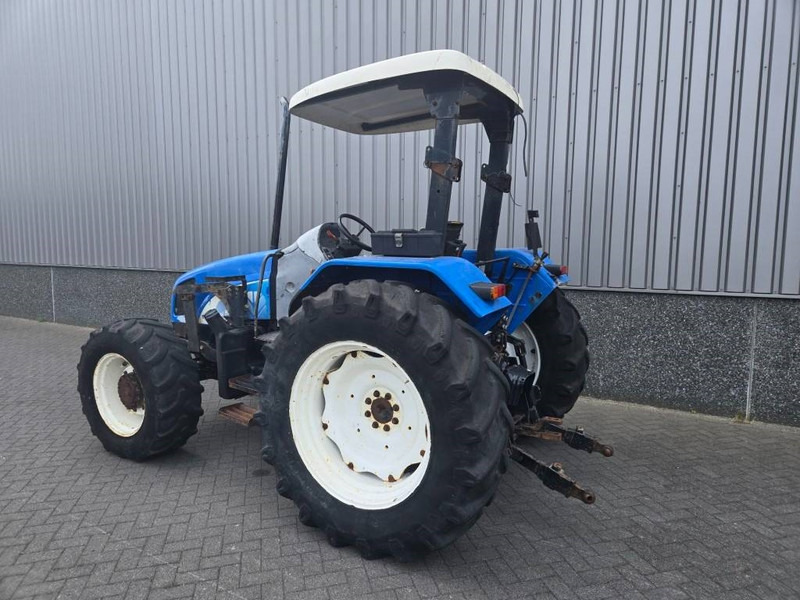 New Holland TL 90 A - Trattore: foto 3 New Holland TL 90 A - Trattore: foto 3