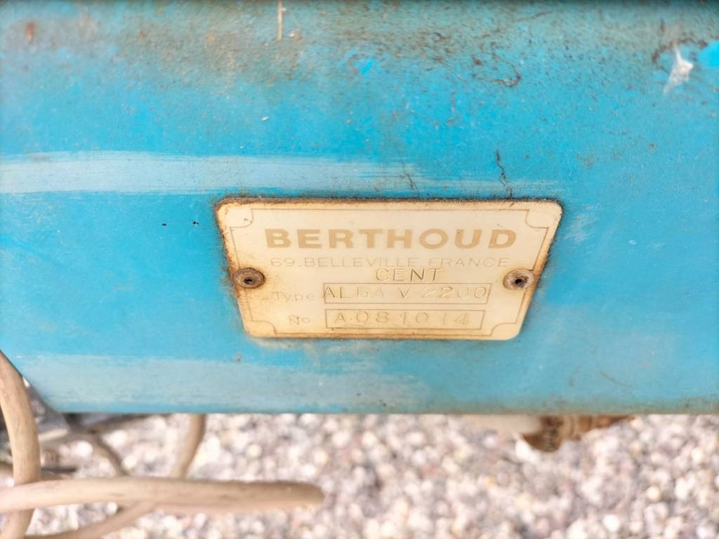 Berthoud ALBA V 2200 - Distribuzione del liquame: foto 3 Berthoud ALBA V 2200 - Distribuzione del liquame: foto 3