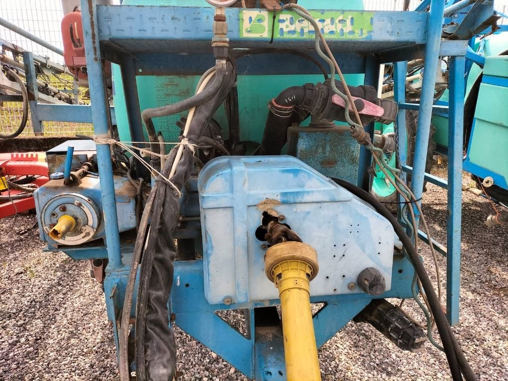 Distribuzione del liquame Berthoud ALBA V 2200: foto 6 Distribuzione del liquame Berthoud ALBA V 2200: foto 6