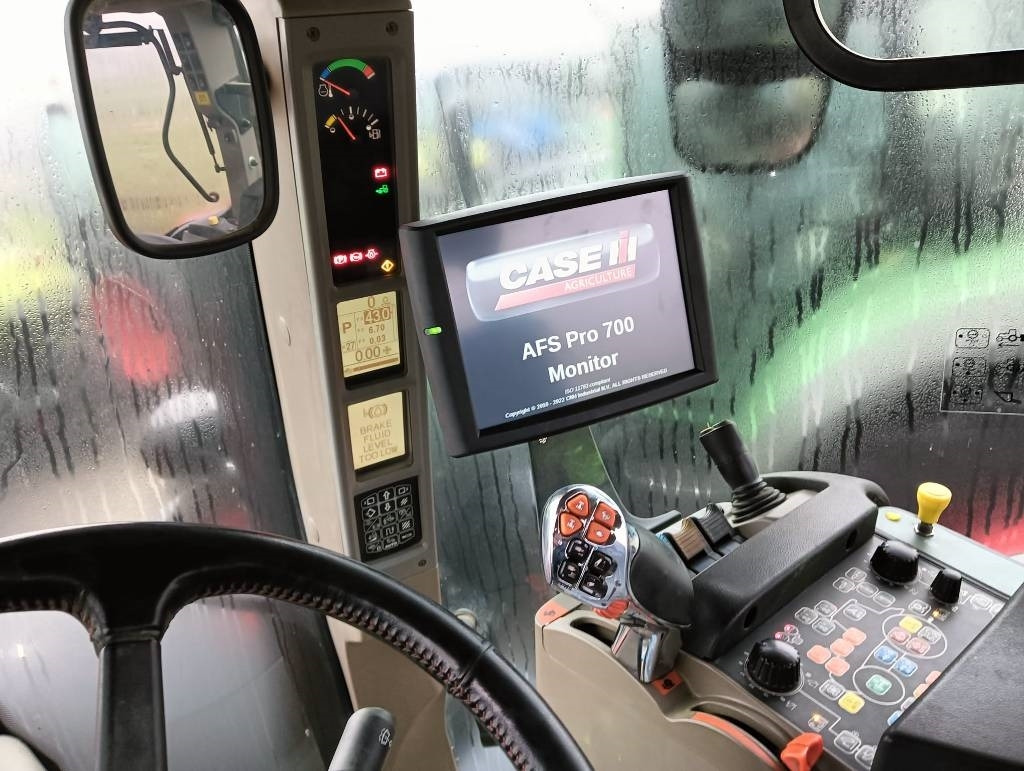 Trattore Case Optum 270: foto 6