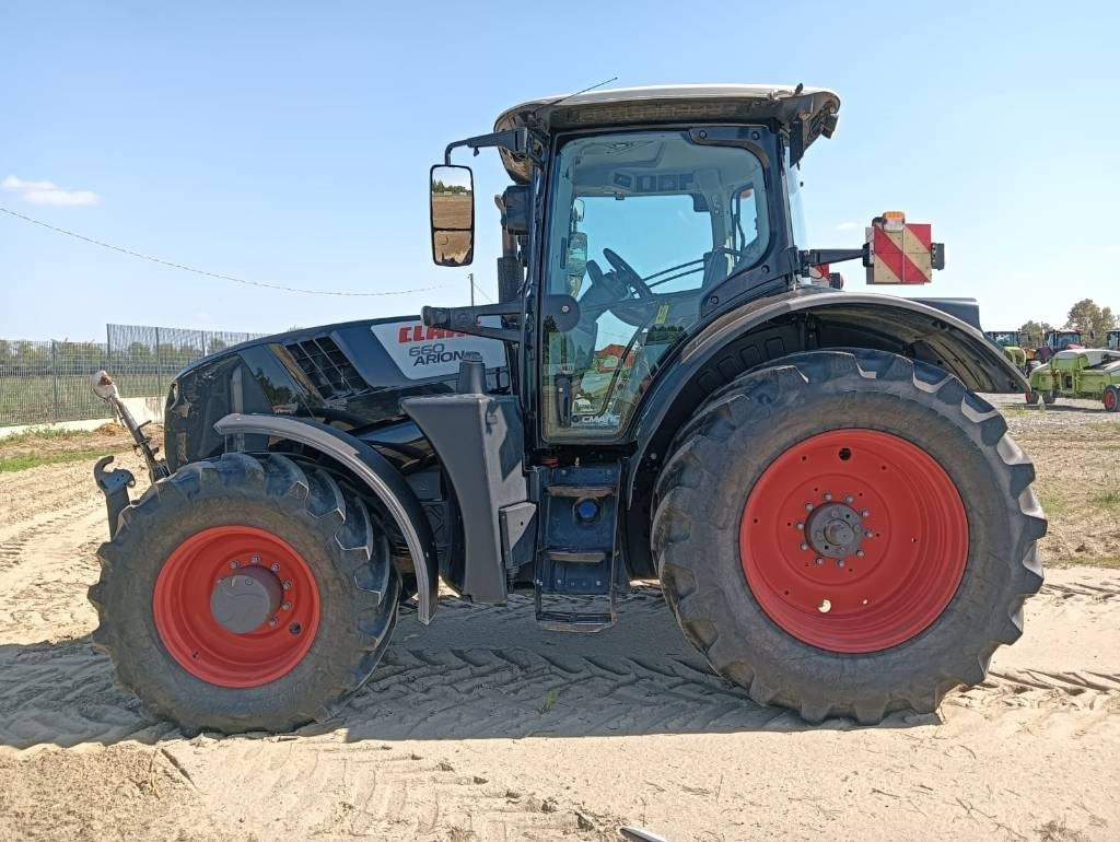 Claas Arion 660 CMATIC - Trattore: foto 4 Claas Arion 660 CMATIC - Trattore: foto 4